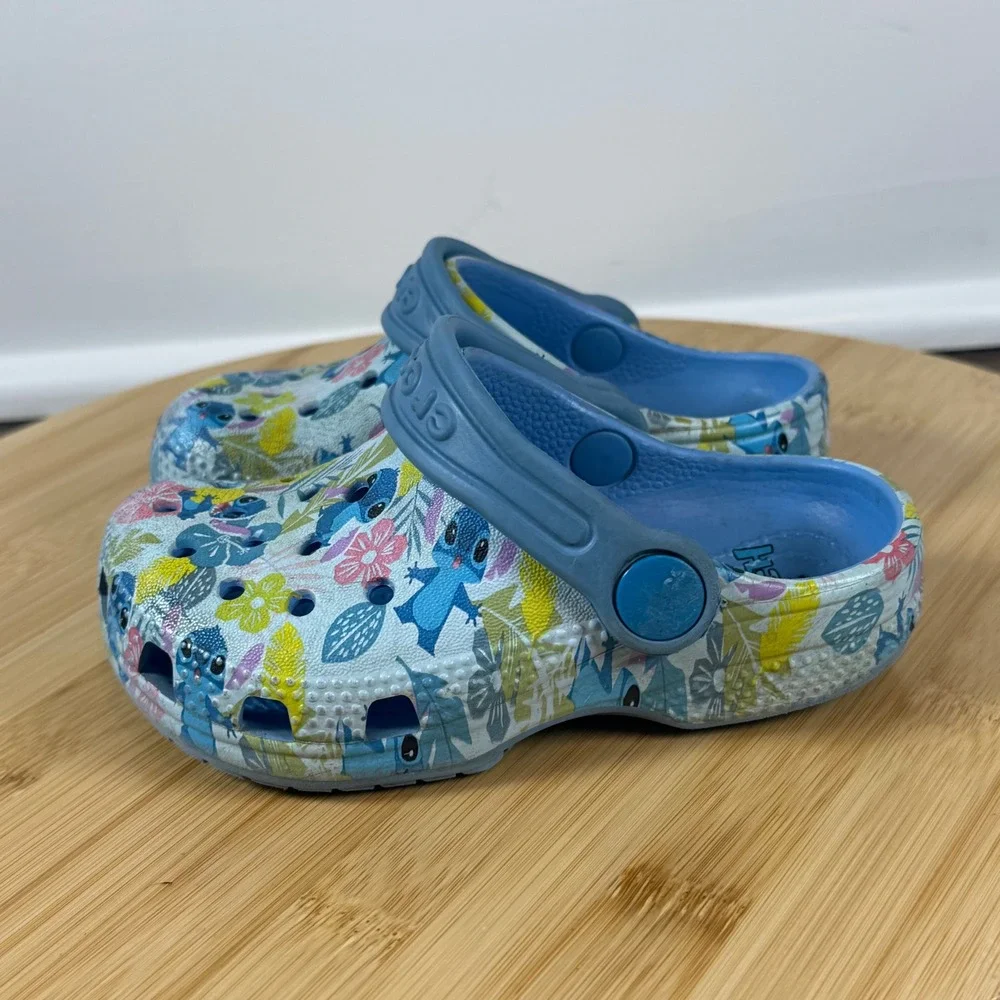 Stitch Crocs Kids Classic‎ Clogs Children's Sz 7 Blue Hawaiian Floral Design